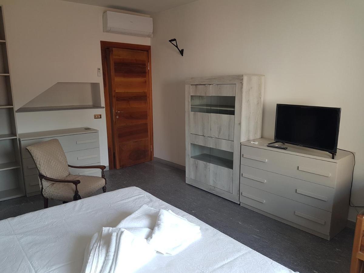 La Beola E Il Noce Hotel Monza Ngoại thất bức ảnh
